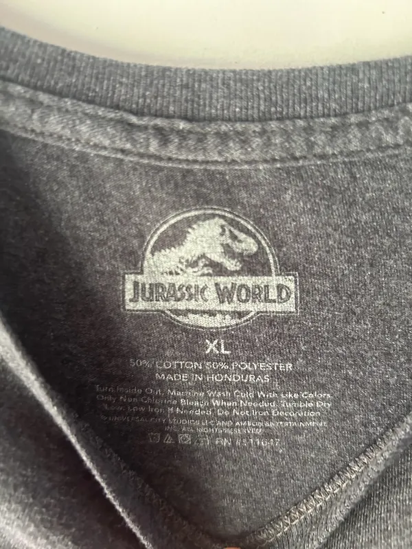 Jurassic Park grey t-shirt Size XL #dinosaur #movies - Image 2
