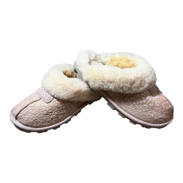 UGG Disquette Size 7 Pink Leopard Print Slippers - Image 3