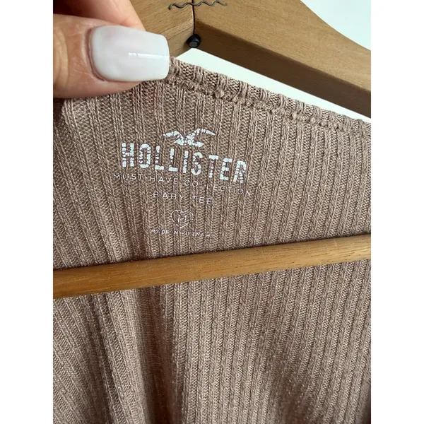 Hollister Must-Have Collection Ribbed Long Sleeve Cinched Side Baby Tee Mauve M - Image 3