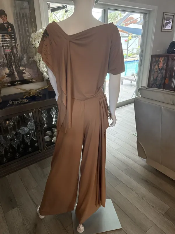 BUKEZY Brown 2-Piece Crop Top and Wide Leg Ruffle Pant - Image 4