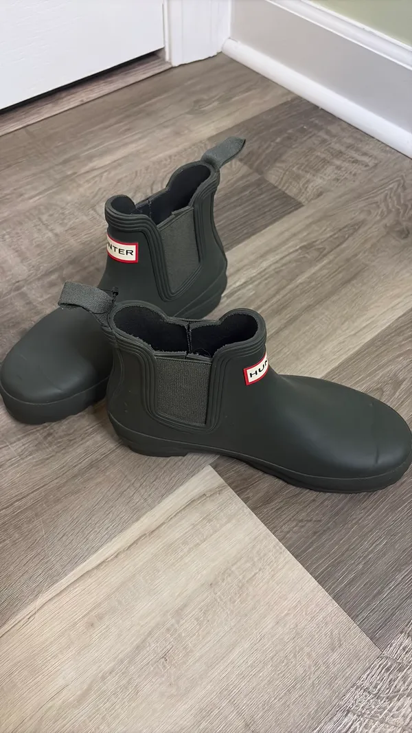 Hunter Rain Boots - Image 2