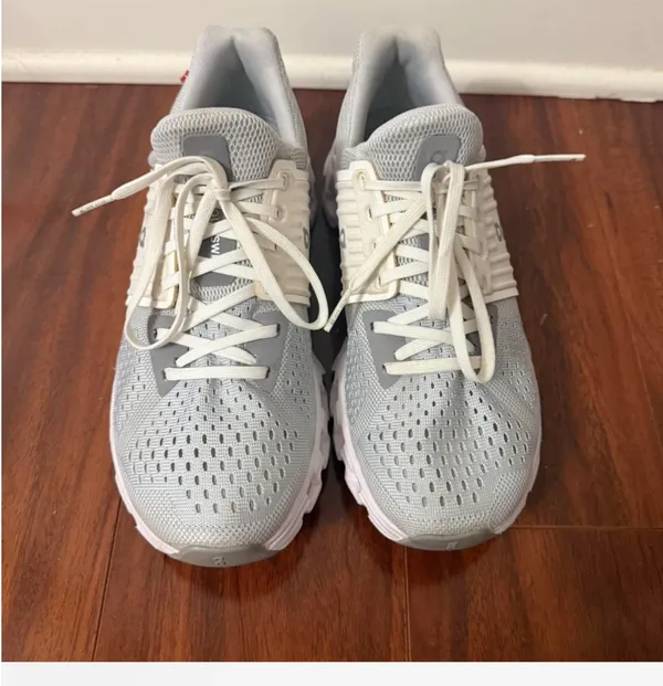 On Cloud Women Shoes Cloudswift - Glacier/White size size 7 - Image 3