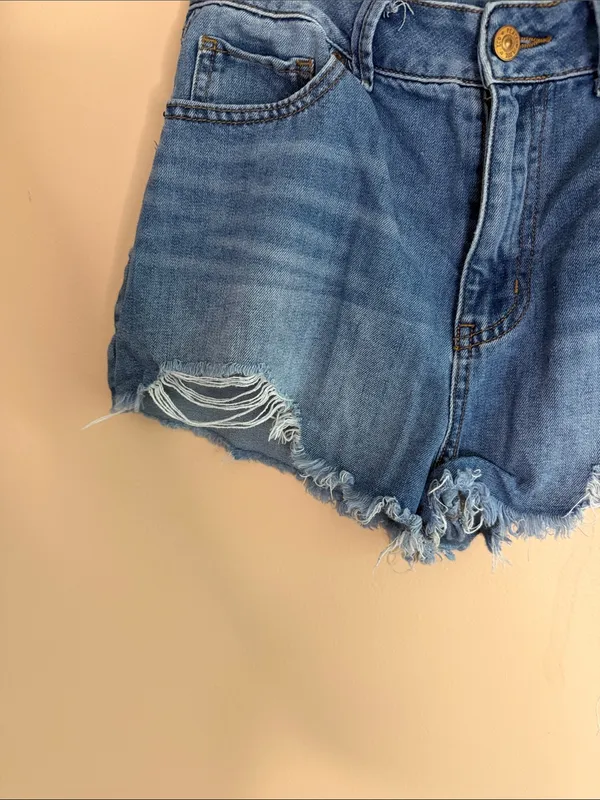 Rewash Distressed Light Blue High-Rise Jean Shorts - Image 5