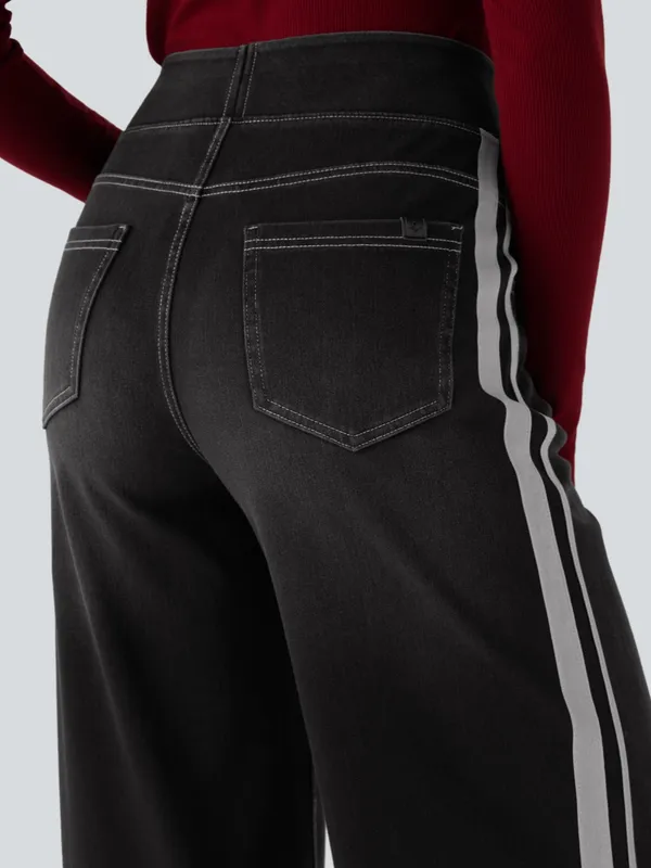 Halara Flex™ High Waisted Stripe Wide Leg Flowy Washed Casual Jeans - Image 5