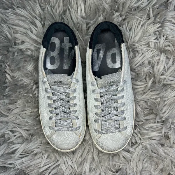 P448 John leopard print lace up distressed sneakers women’s shoe size 7 - Image 2