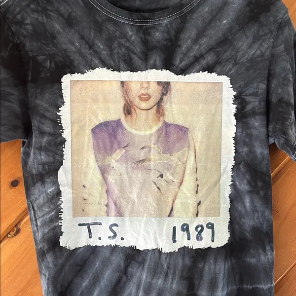 Taylor Swift 1989 album tie dye t-shirt - Image 2
