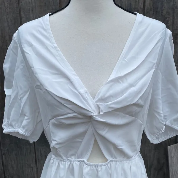 Cupshe White Knot Front Short Sleeve Tiered Mini Dress Size M - Image 4