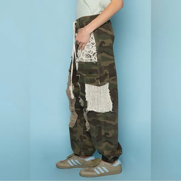 POL Camo Nomad Luxe Joggers Size Medium - Image 7