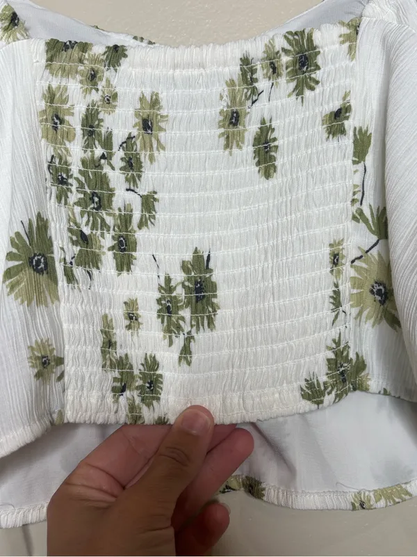 Abercrombie & Fitch X Dede & Emily Ruched Bust Cropped Floral Print Top - Image 8