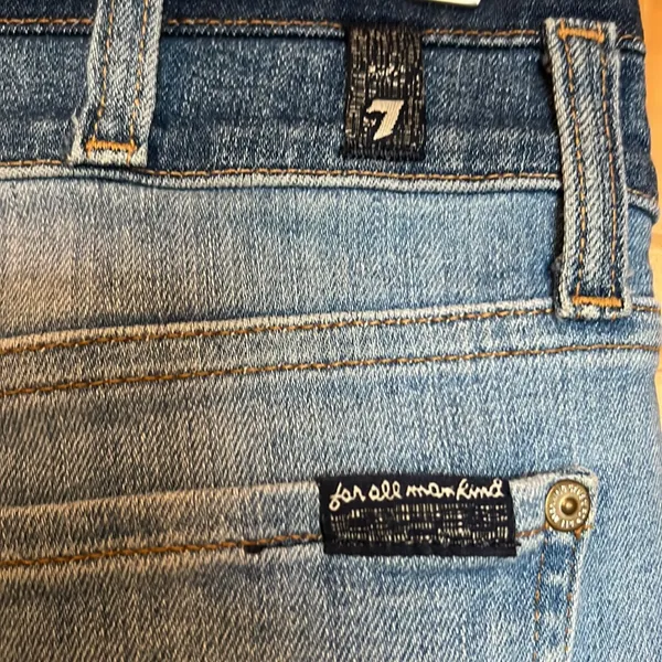 7 For All Mankind jeans high waisted, 2 tone crop jeans- y2k - Image 5