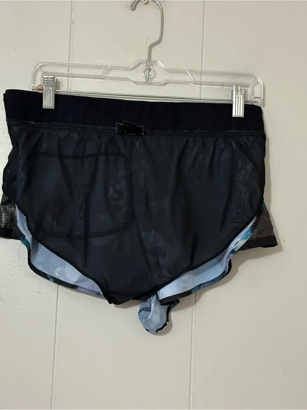 Ivy Park Ink Cloud PRunning Shorts Women’s Size M Active Gym Workout - Image 7