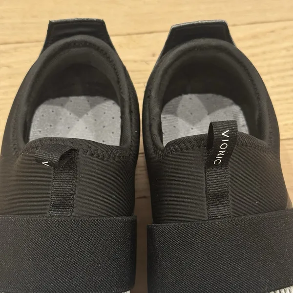 Vionic Camrie Slip-On Mesh Athletic Sneakers Shoes Black &‎ White Women's 8.5 US - Image 7