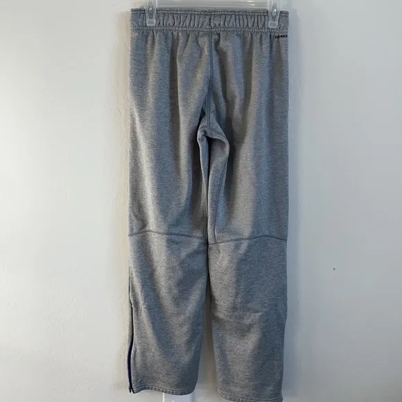 5/$30 🎈 Nike women’s small grey just do it‎ therma fit sweatpants - Image 4