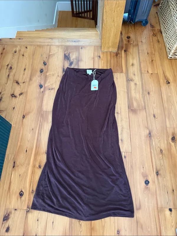 Isla south moon under NWT large Stretch Maxi Skirt in Dark Brown - Image 5