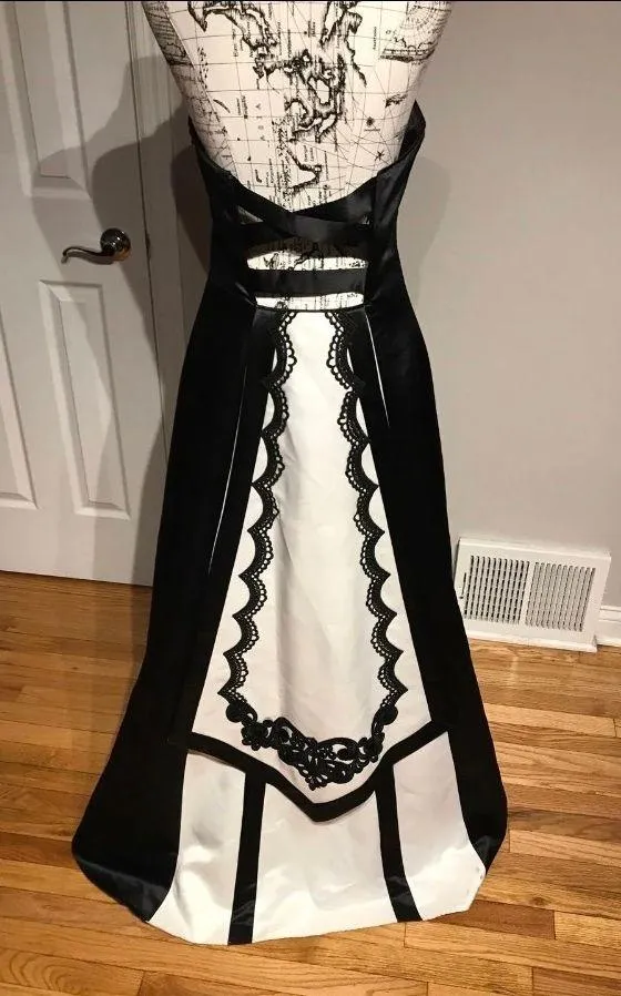 Prom Dress Bicolor A-line Puffy Corset Train Embroidery - Image 4