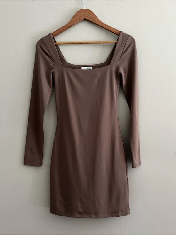 Aritzia Babaton Contour Squareneck Longsleeve Mini Dress in Mocha Small - Image 2