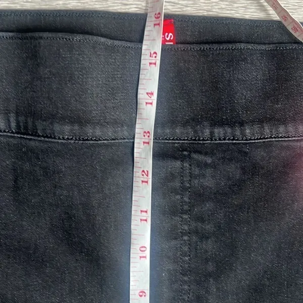 NEW Spanx Vintage Distressed Ankle Skinny Jeans - Image 8