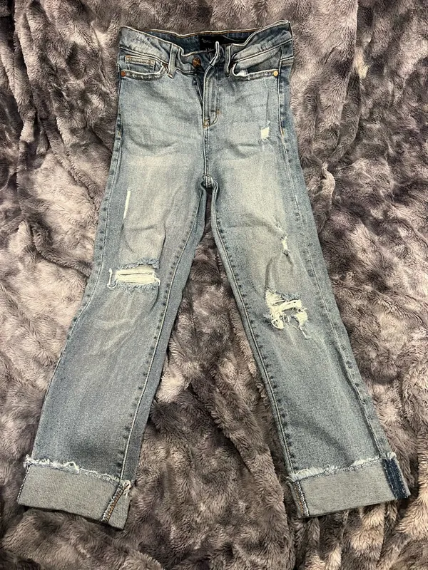 Kendall & Kylie Light Blue Distressed Straight-Leg Jeans - Image 2