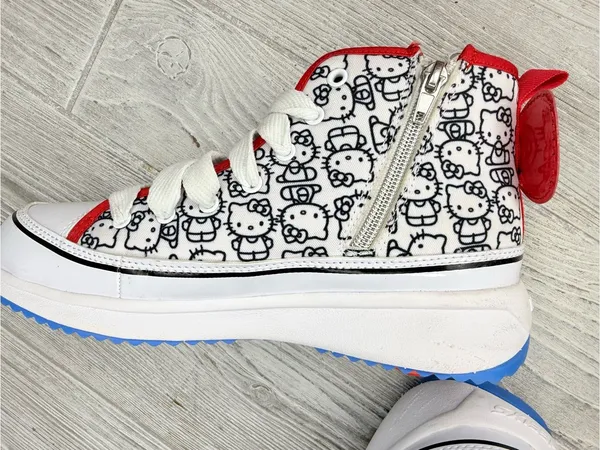 New Heelys x Hello Kitty Veloz collaboration tennis shoes sneakers 7 - Image 7