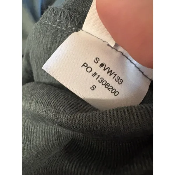 Vuori Daydream Crew Sweater Size Small - Image 6