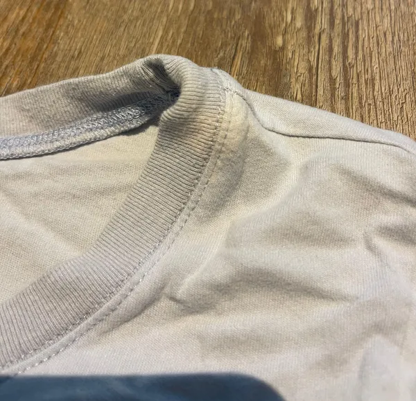 Hollister Tshirt - Image 3
