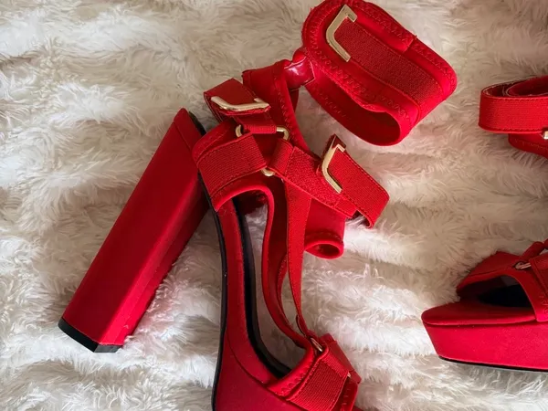 Red chunky high heels Size 7 - Image 7
