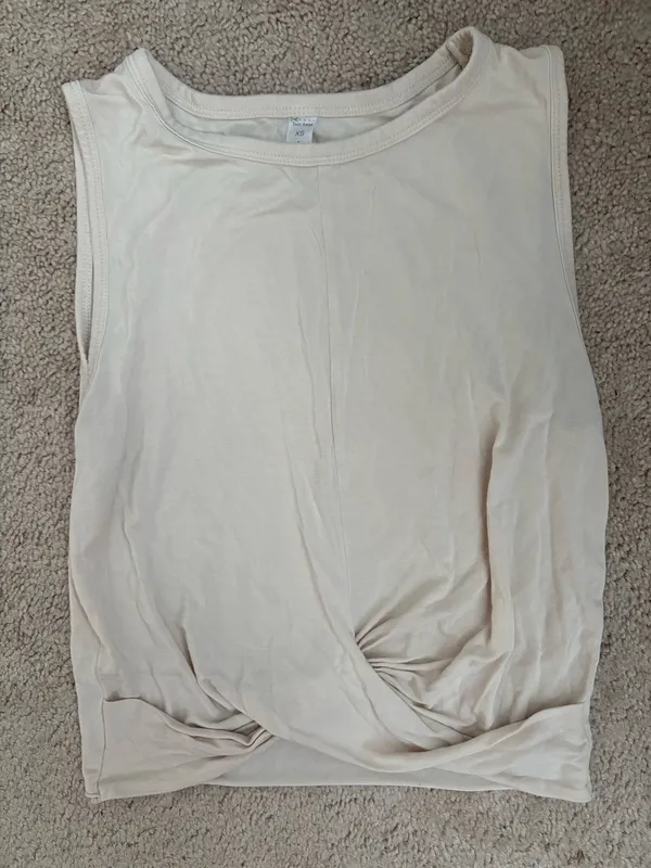 Alo Yoga Top - Image 3