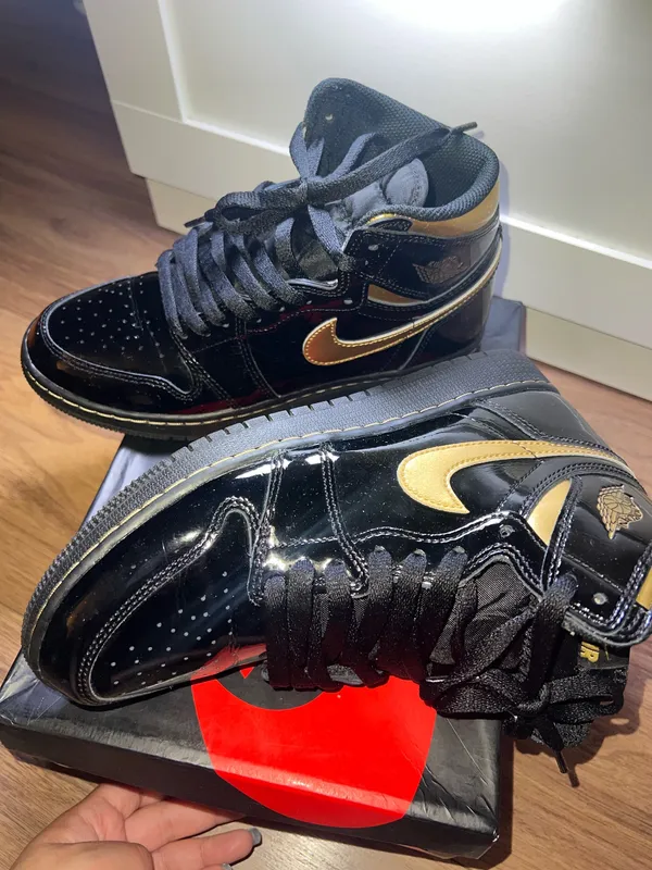 Nike Jordan Air Jordan 1 Retro High OG GS “Black Metallic Gold” - Image 8