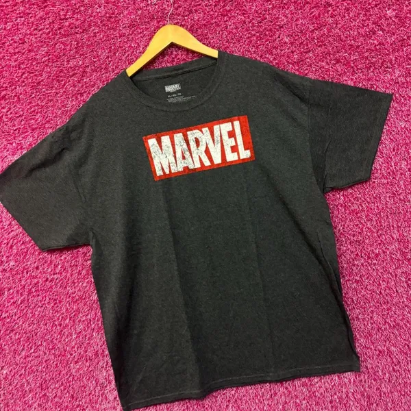 Marvel Logo Comic Book Tshirt size XL  - Image 3