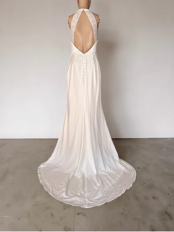 NWOT Radiant Adoration White Satin Lace Backless Halter Maxi Dress S - Image 6