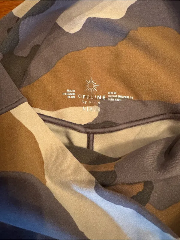 OFFLINE by Aerie Real Me High Waisted Camo Leggings - Medium (EUC) - Image 3