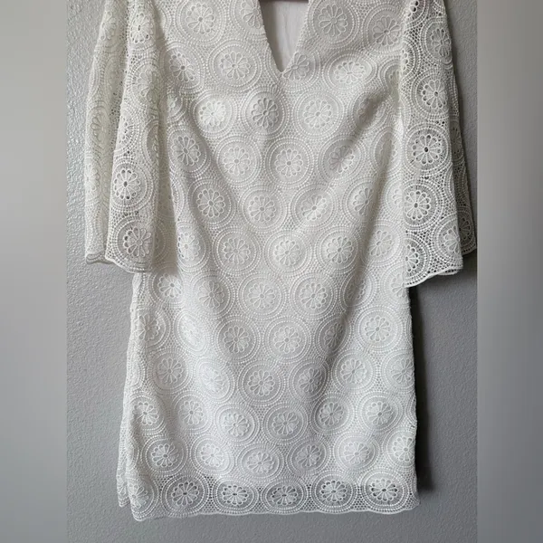 Trina Turk White Lace Shift Dress Size S Bridal Shower Garden Party Summer Chic - Image 5