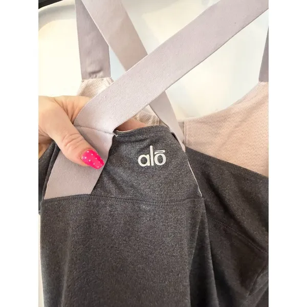 Alo Yoga Tank Top - Image 6