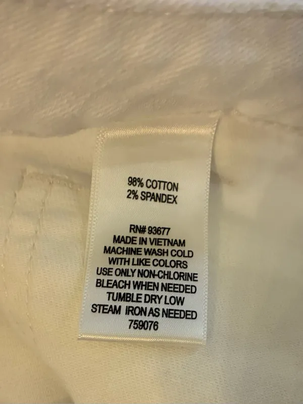 Women’s City Streets White Flared Jeans - Mid Rise Waist Wide Leg Size 7 - Image 4
