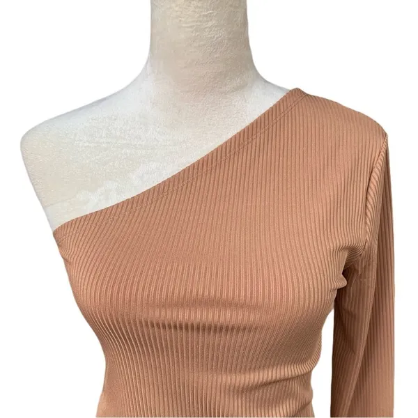 MNG Asymmetric Ribbed One Shoulder Long Sleeve Top M |‎ Neutral Soft Girl NWT - Image 4