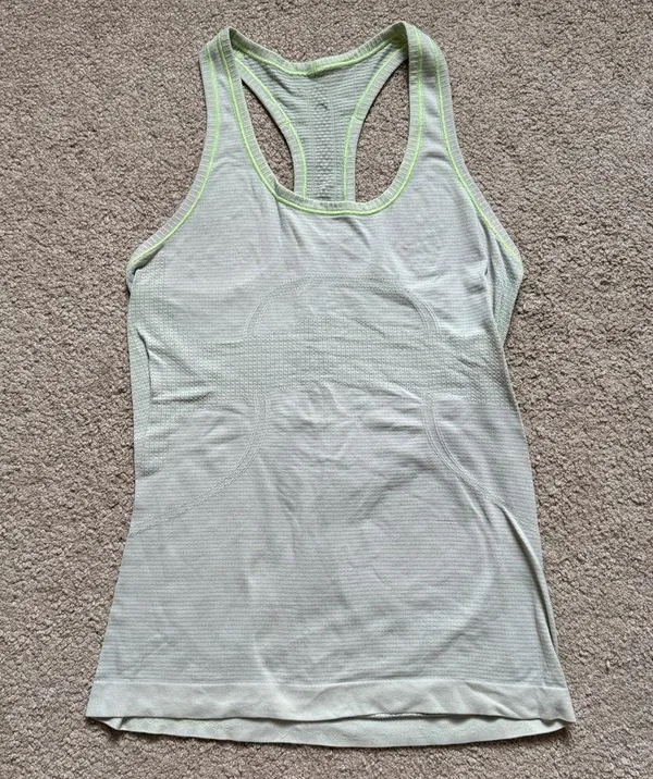 Lululemon Green Swiftly Tech Tank Top Size 6 Light Mint Lime - Image 6