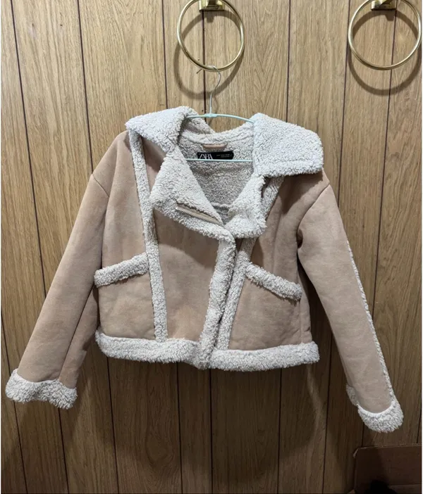 ZARA Women's Faux Shearling Double Faced Jacket (Light-camel)  - Image 8