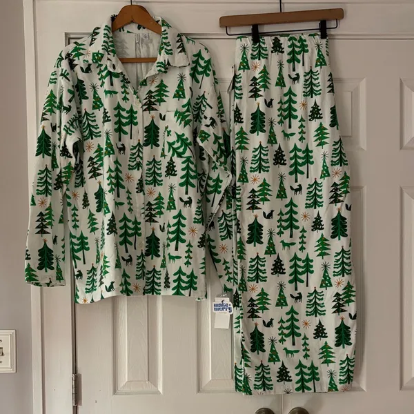 Nordstrom Green Evergreen Tree Patterned Fleece Pajama Set Size 1X NWT‎ - Image 2