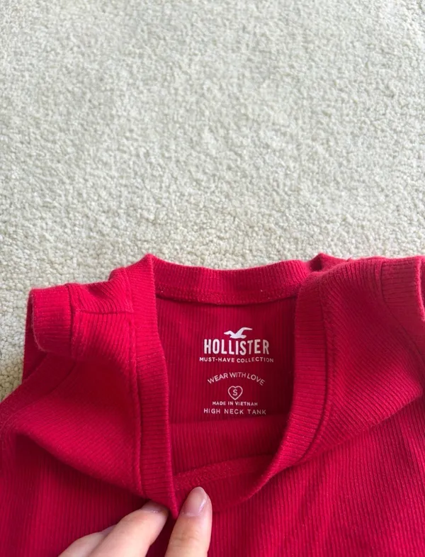 Hollister Red Tank - Image 3