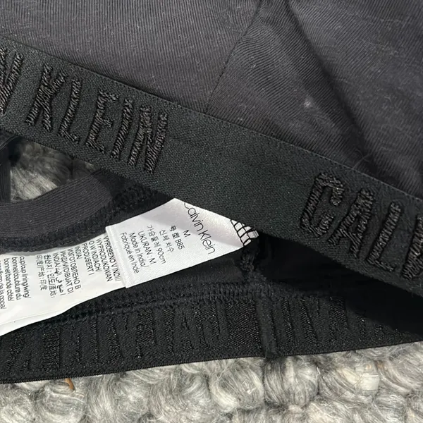 Calvin Klein‎ Criss Cross Back Sports Bra - Image 5