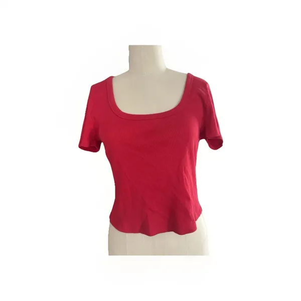 Universal Threads Women's Shrunken Short Sleeve Scoop Neck T-Shirt - Red L - Image 2