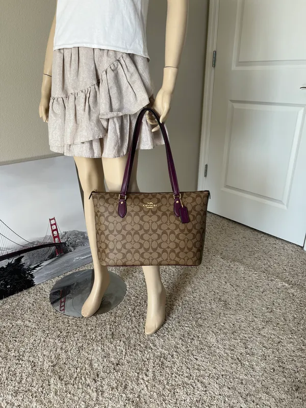 Coach Purse - Image 7