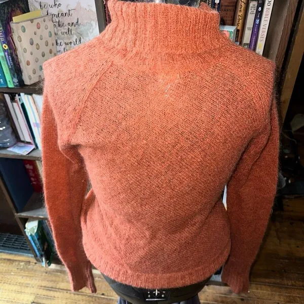 Moda Internation orange mohair wool blend 70’s cowl sweater Size M - Image 2