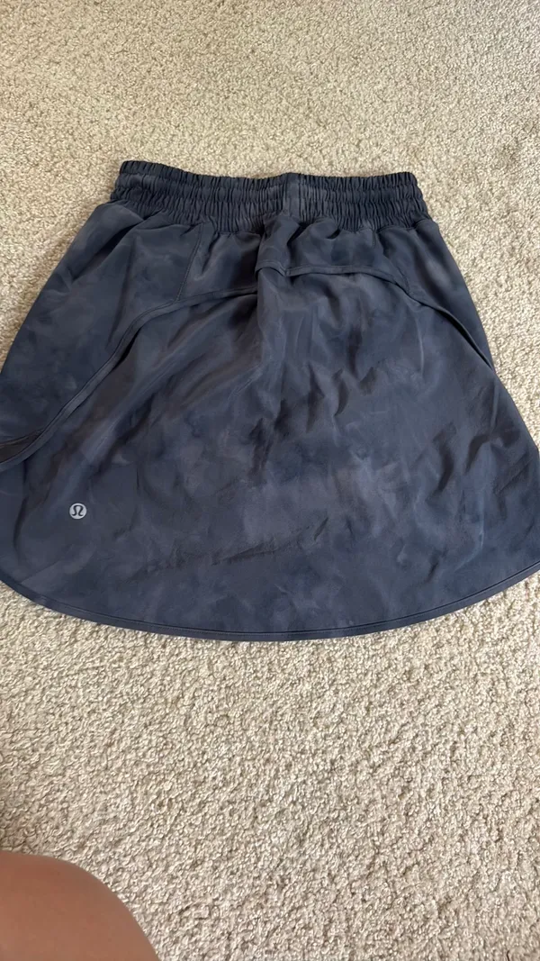 Lululemon Skirt Hotty Hot High-Rise - Image 3