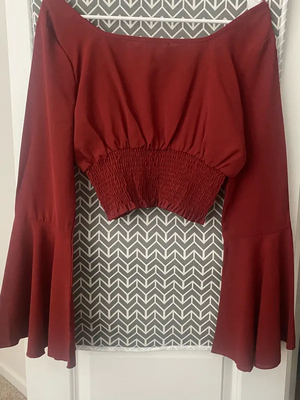 New without tag Top as shown Size M Red Size M - Image 2