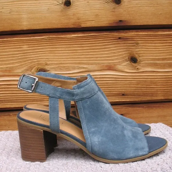 NWOB Franco Sarto Harlet Suede Block Heel Sandal - Image 3