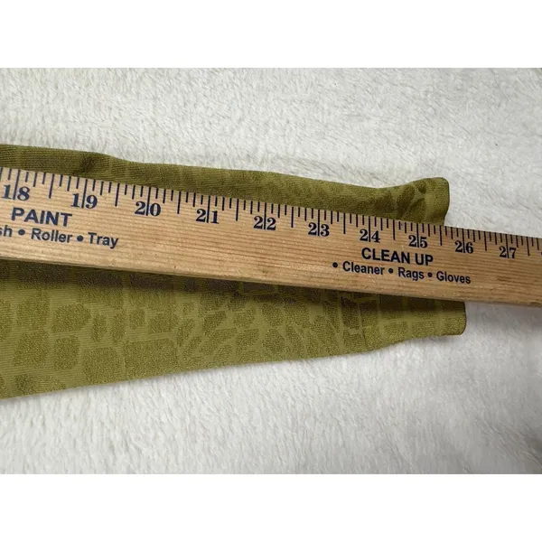 Good American S M 1/2 Chartreuse animal print leggings pull on‎ yellow green - Image 7