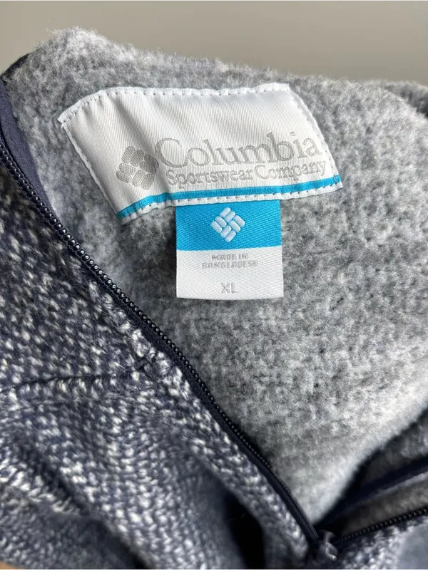 Women’s Hooded Fleece Sweater Jacket - Image 3