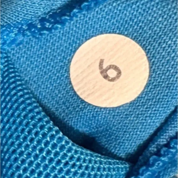 Lululemon Run Sprint Sports Bra Beach Blanket Blue Medium Support Racerback 6 - Image 6