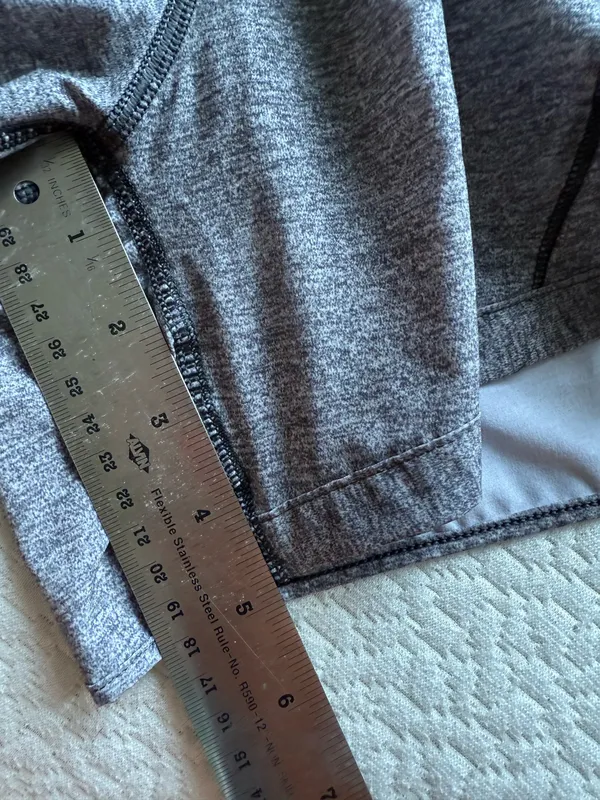 Lululemon Track That Shorts 5" - Image 4